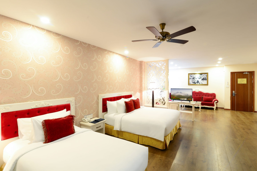 PHÒNG CITY JUNIOR SUITE TRIPLE