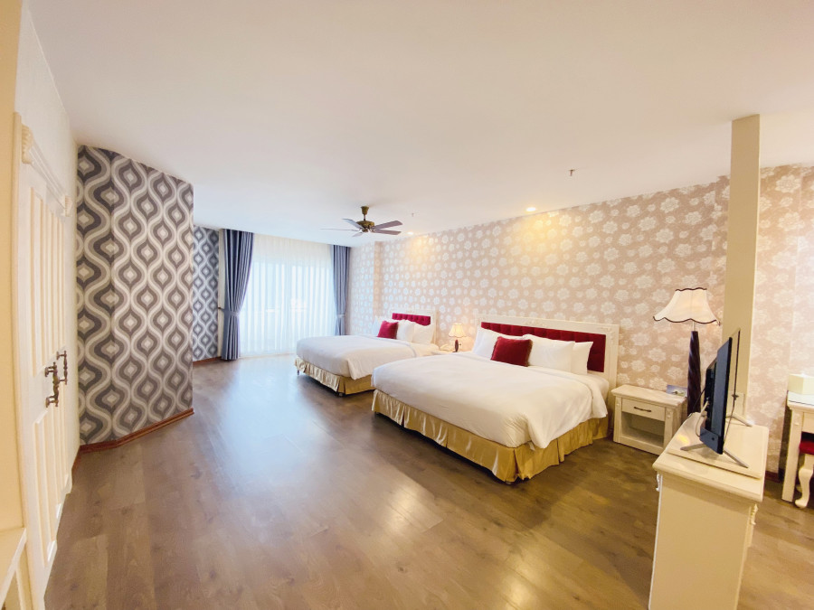 PHÒNG DELUXE FAMILY